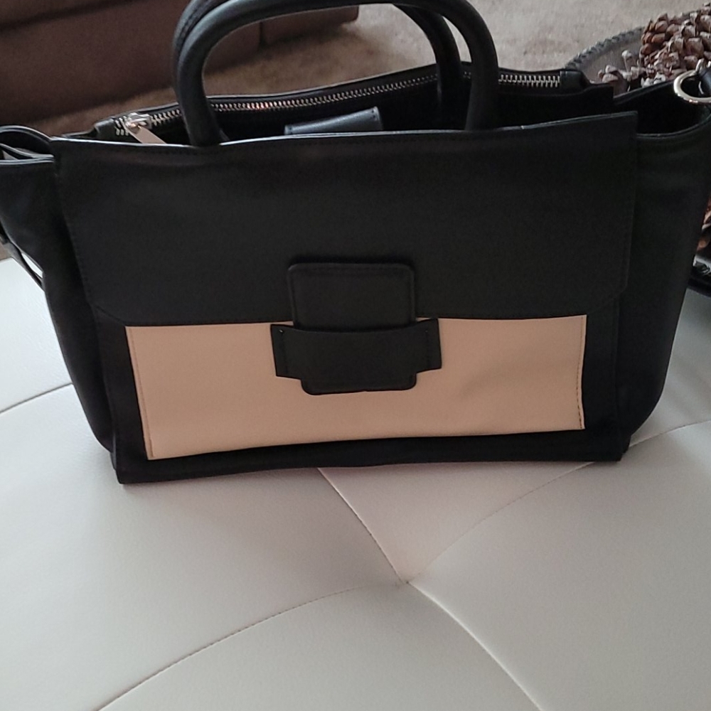 Kelly and Katie Shoulder bag